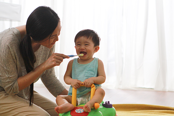 Ways to Make Brushing Your Baby’s Teeth Fun