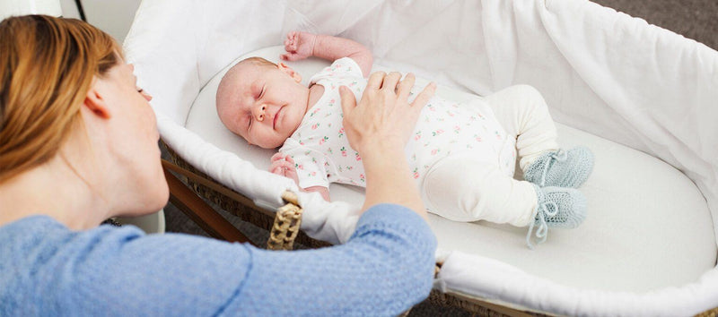 How to Choose a Crib or Bassinet
